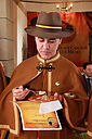 Imagem=capIII_carolos_4772.JPG
Tamanho=165KB
Dimensão=1024x1536
Data Envio=14 Out, 2013 capIII_carolos_4772.JPG